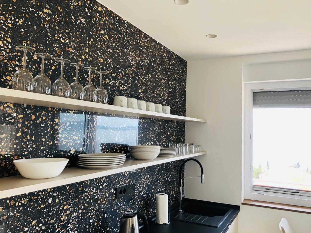 Apartman Meghan Novi Vinodolski Eksteriør billede